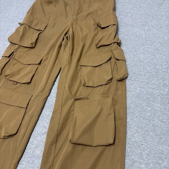 Stylish Brown Cargo Jumpsuit - Picture 2 of 12